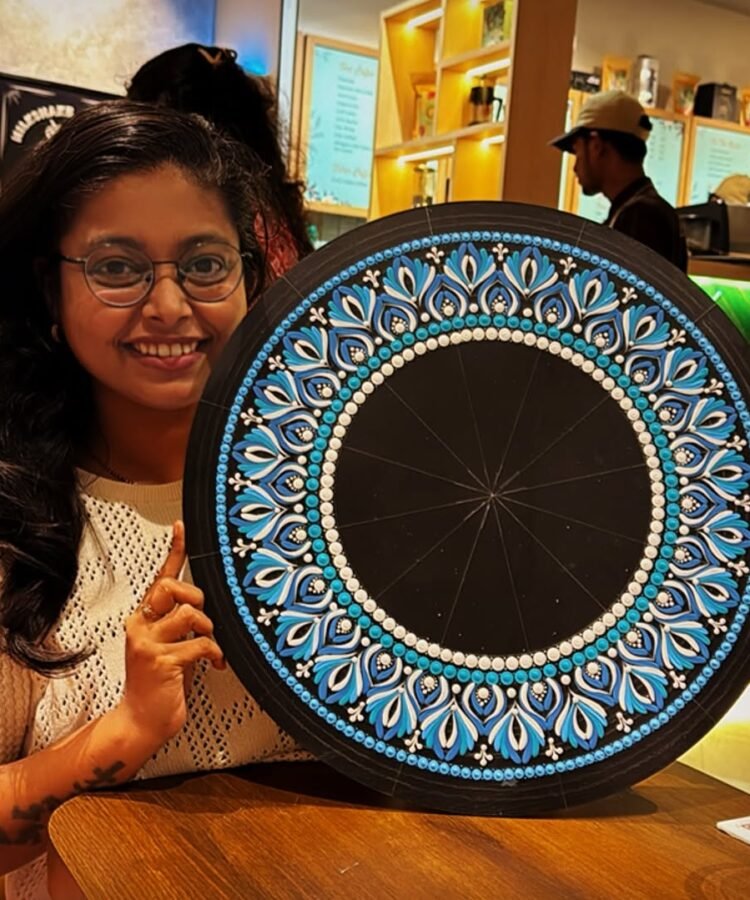 ✨-Mirror-Mandala-Workshop-–-Todays-Creative-Journey-🪞🎨It-was-such-a-heartwarming-and-magical-5